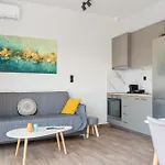 Dimargi Apartment
