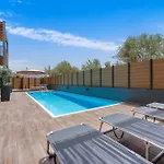Dimargi Apartment *